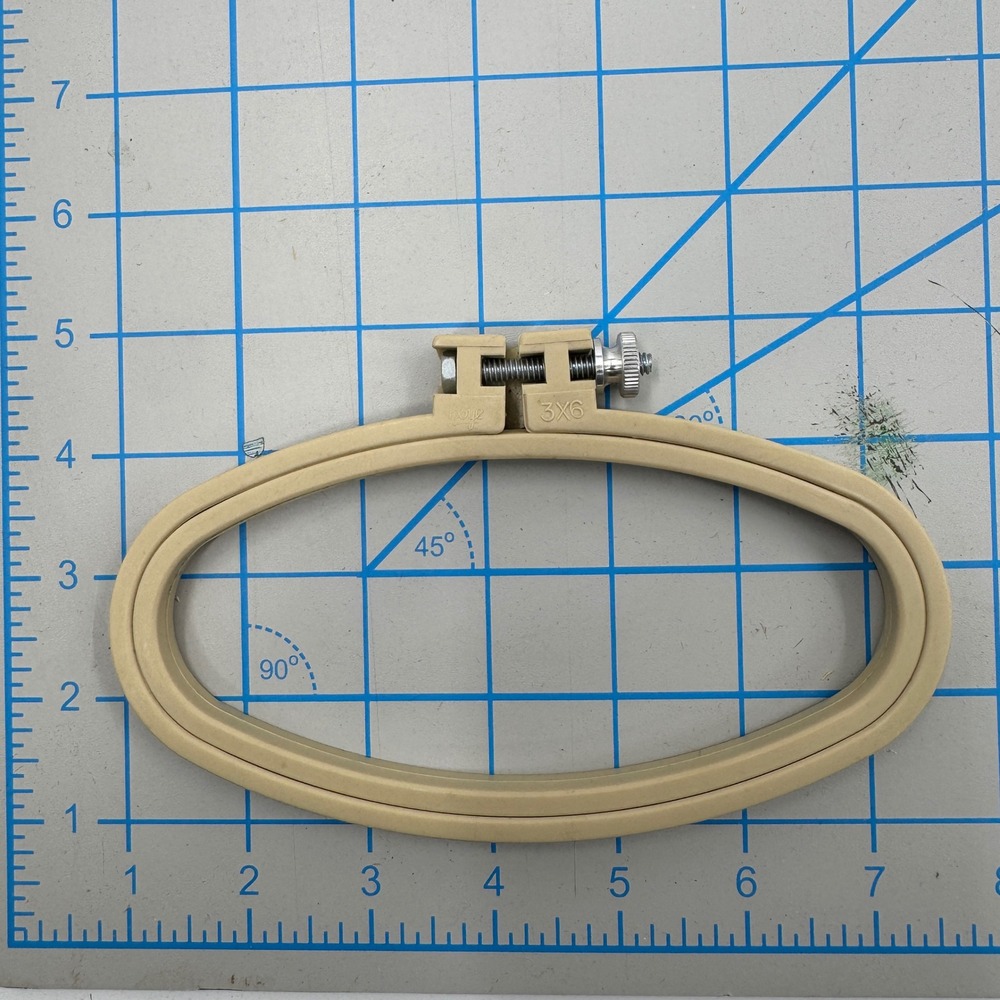 Boye 3x6 Oval Embroidery Hoops Set of 3 Cream Plastic Needlework Frames